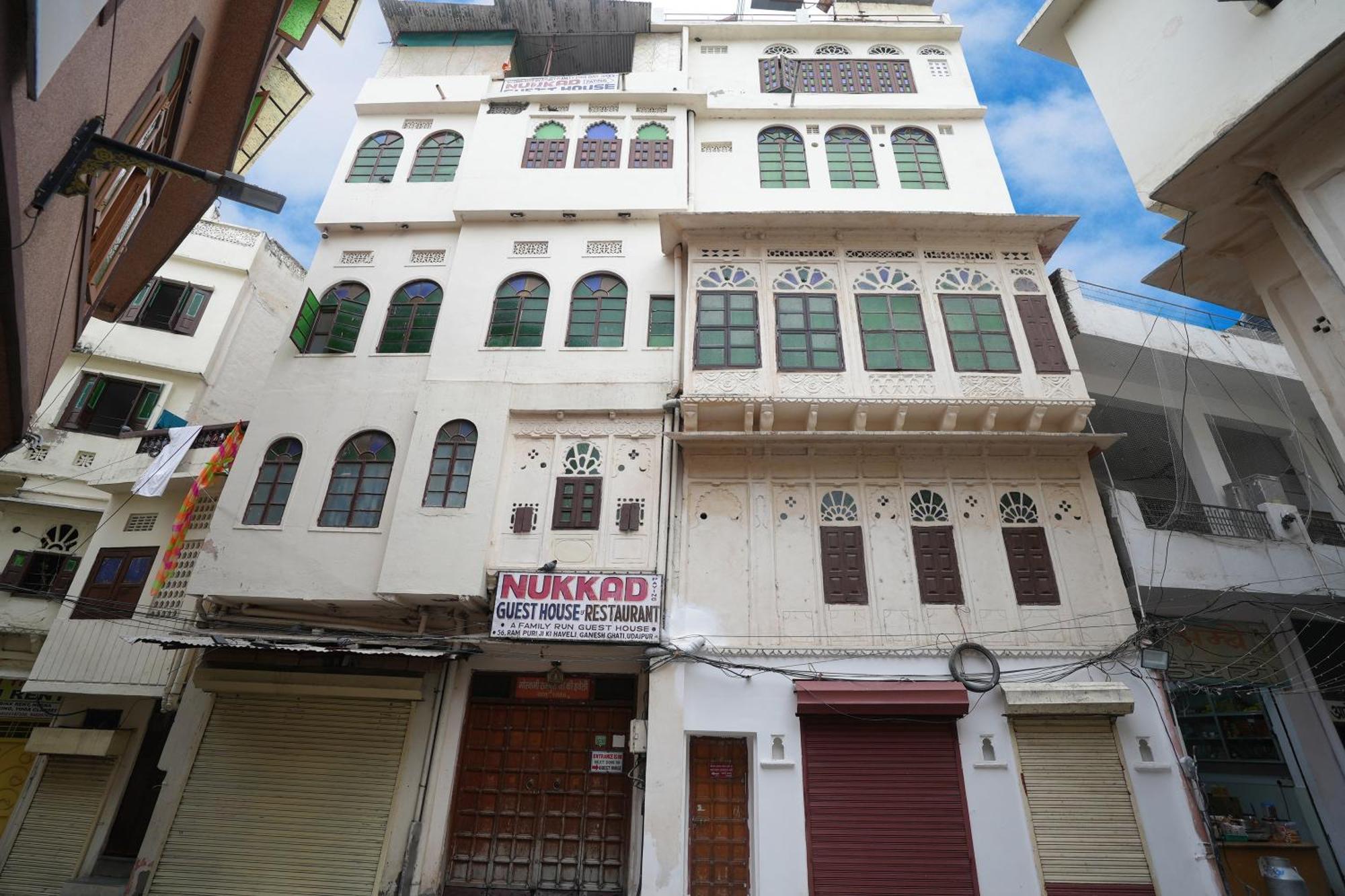 Nukkad Guest House Near City Palace Udaipur Exterior photo